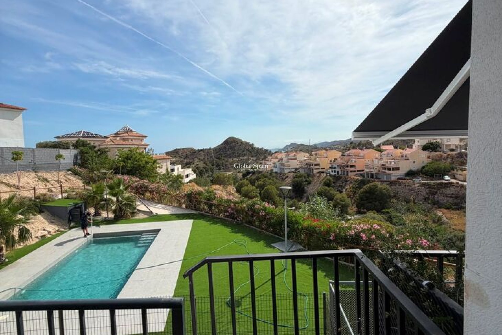 Resale - HOUSE -
VILLAJOYOSA - Montiboli