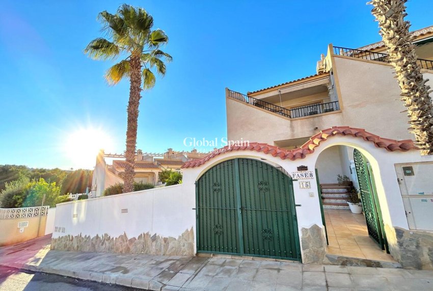 Resale - HOUSE -
VILLAMARTÍN - Costa Blanca