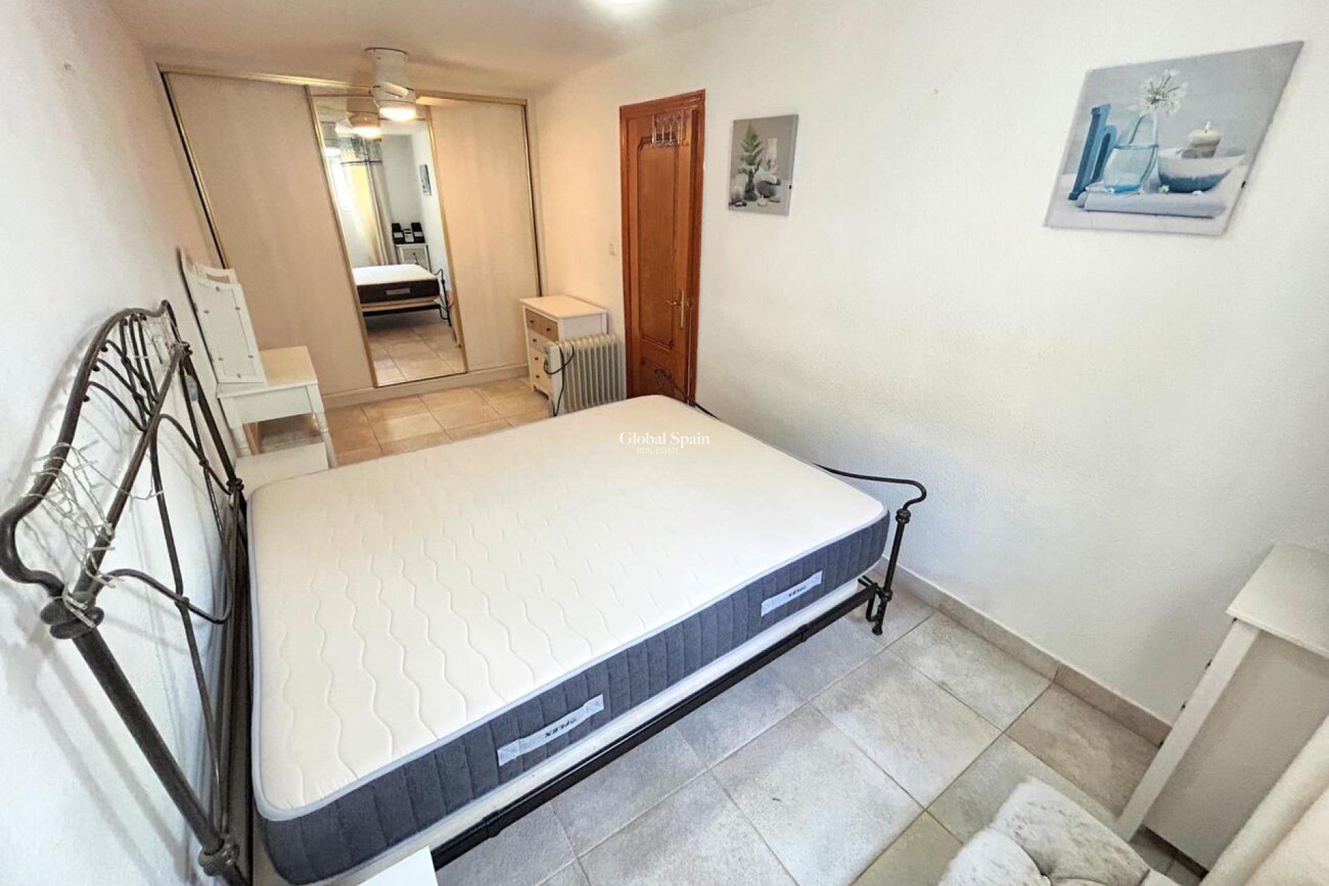 Resale - HOUSE -
VILLAMARTÍN - Costa Blanca