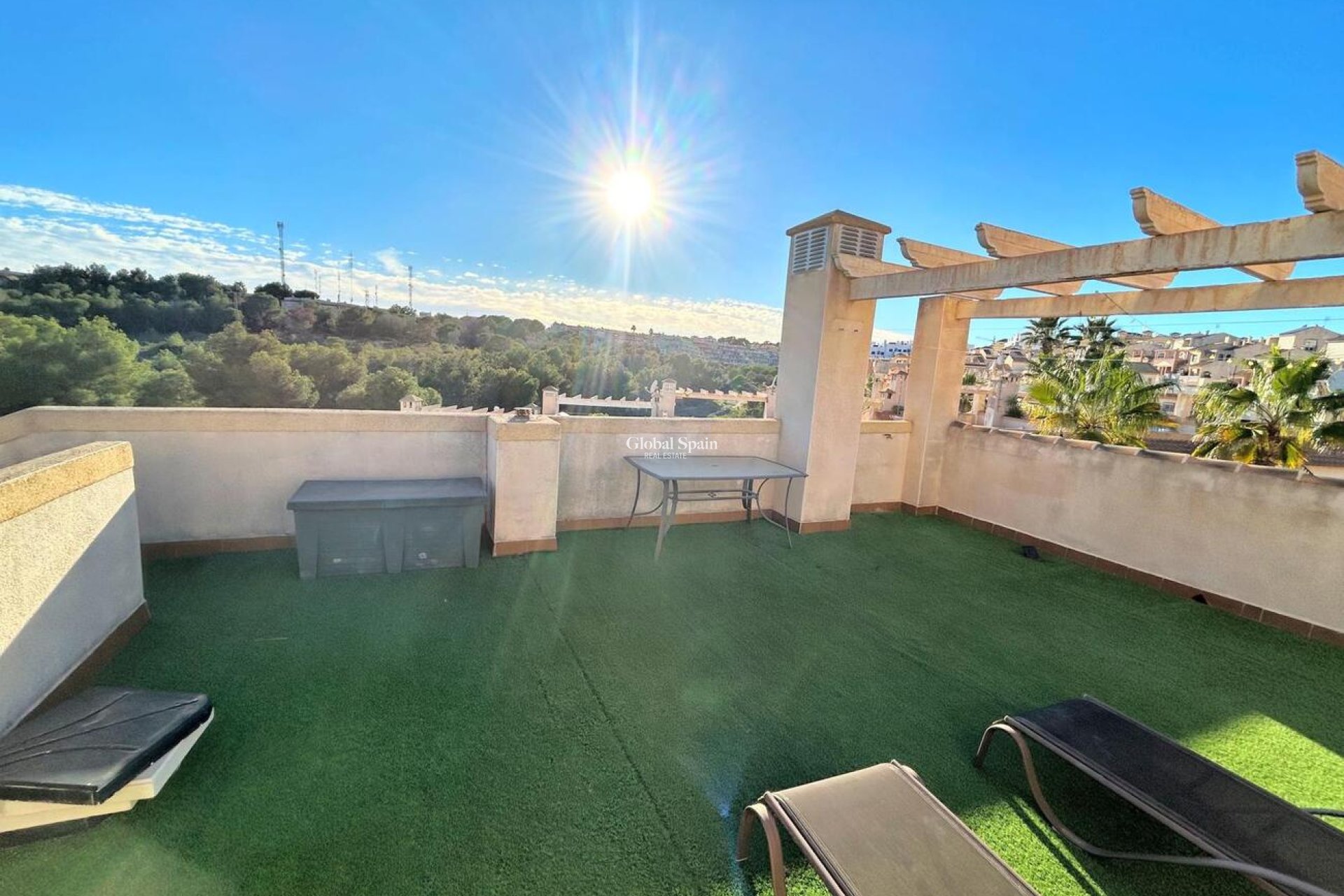 Resale - HOUSE -
VILLAMARTÍN - Costa Blanca