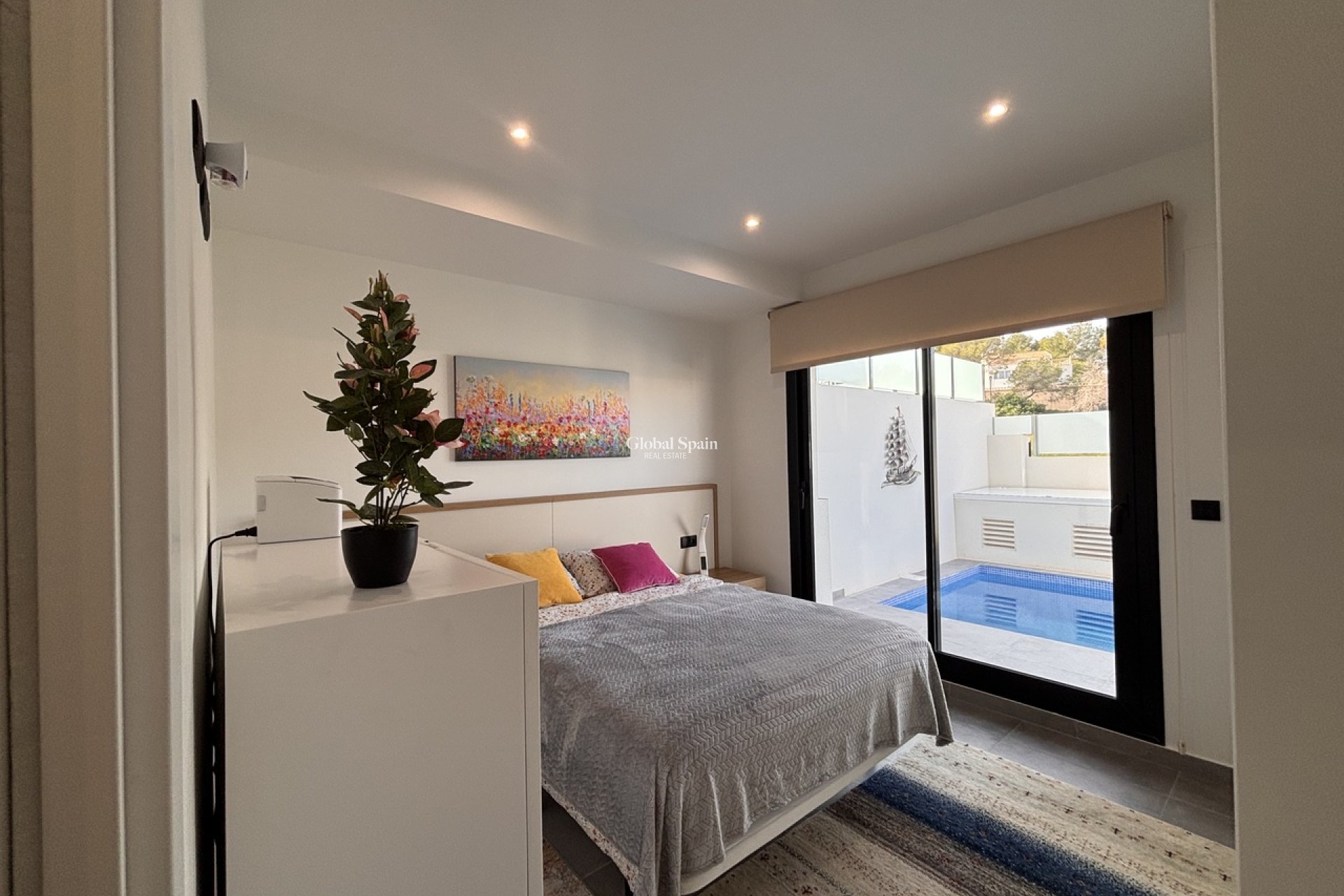 Resale - HOUSE -
VILLAMARTÍN - Costa Blanca