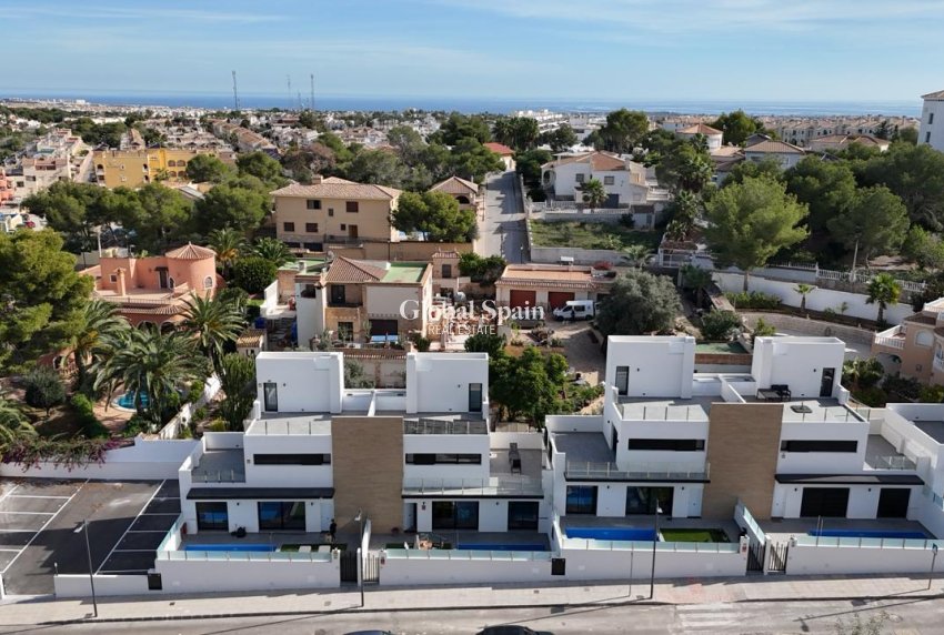 Resale - HOUSE -
VILLAMARTÍN - Costa Blanca