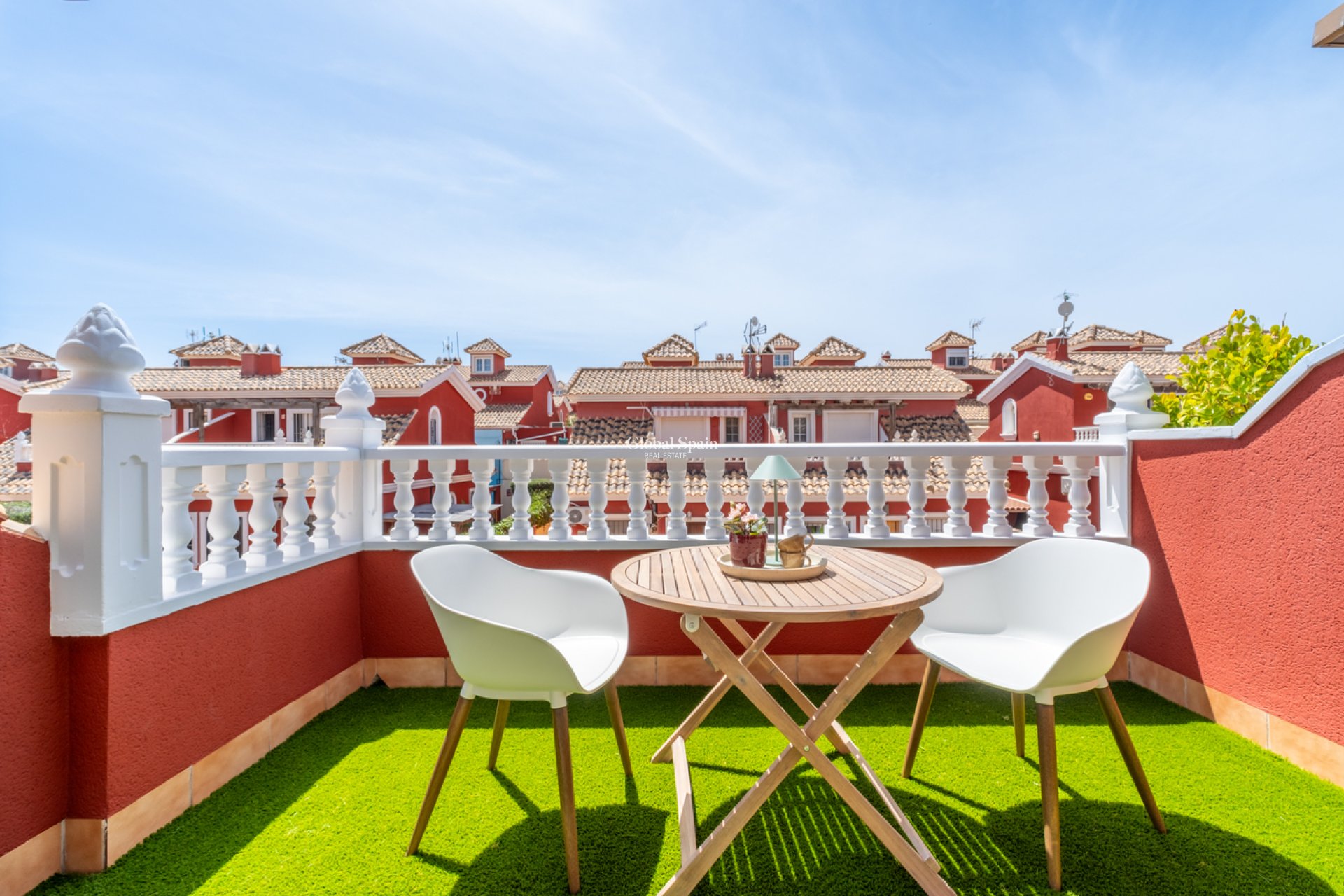 Resale - HOUSE -
VILLAMARTÍN - Costa Blanca