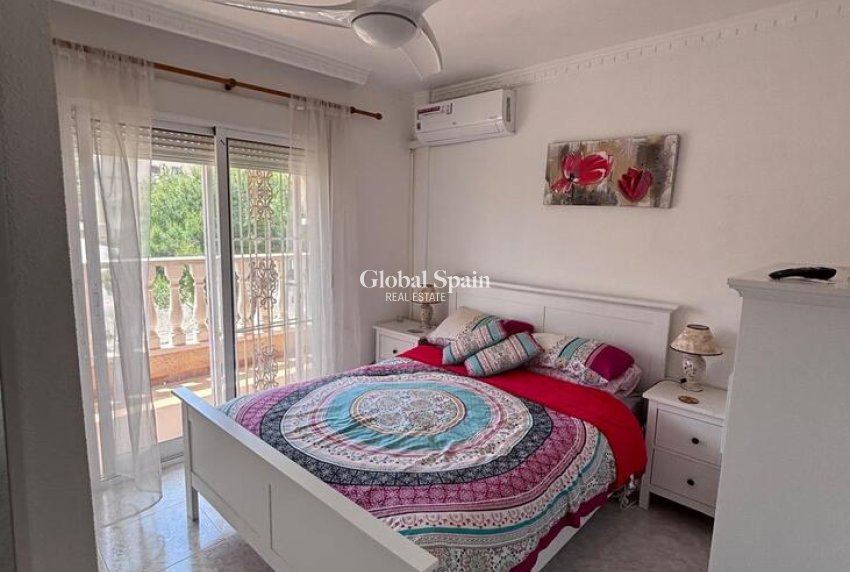 Resale - HOUSE -
VILLAMARTÍN - Costa Blanca