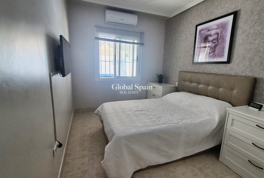 Resale - HOUSE -
VILLAMARTÍN - Costa Blanca