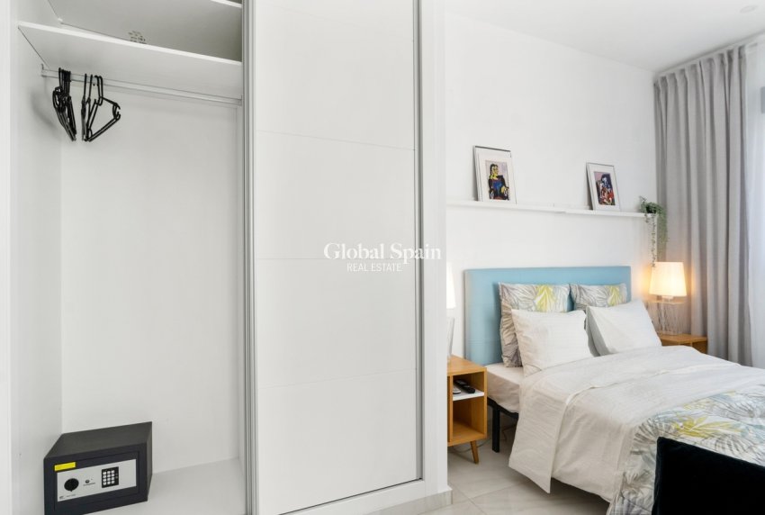 Resale - HOUSE -
VILLAMARTÍN - Costa Blanca
