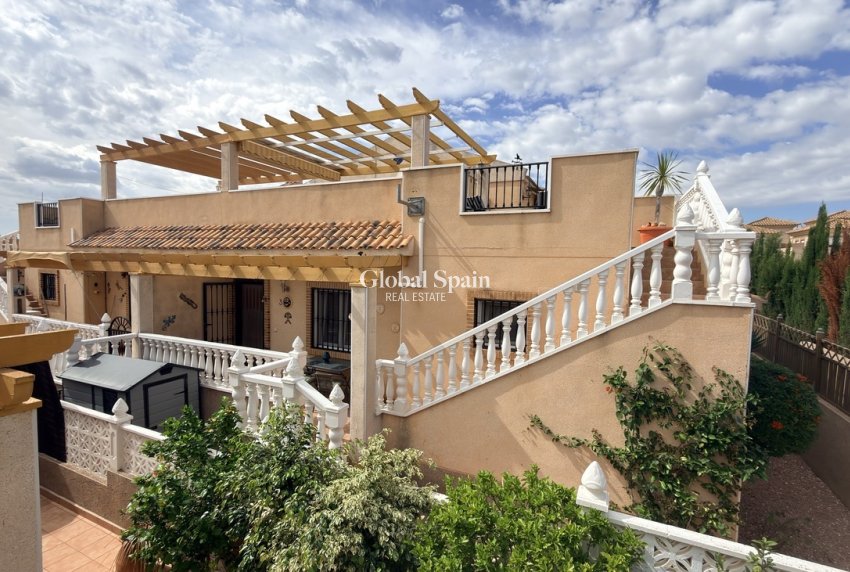 Resale - HOUSE -
VILLAMARTÍN - Costa Blanca