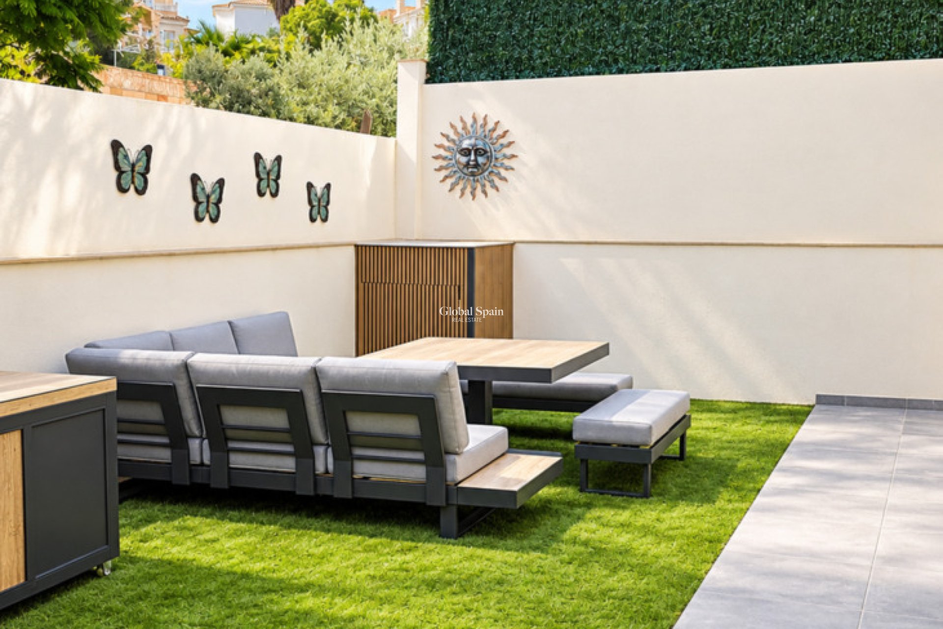 Resale - HOUSE -
VILLAMARTÍN - Costa Blanca
