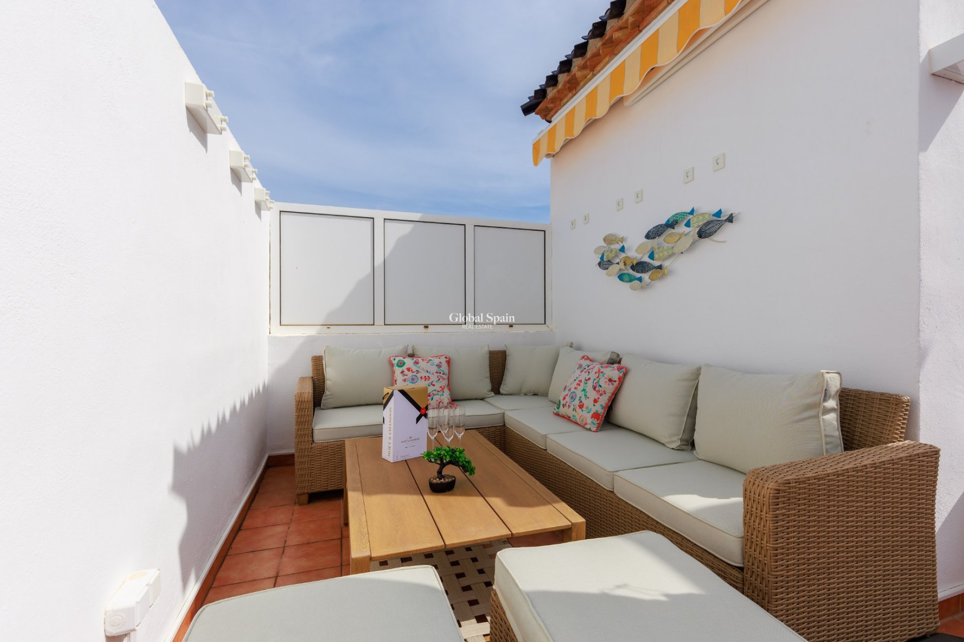 Resale - HOUSE -
VILLAMARTÍN - Costa Blanca