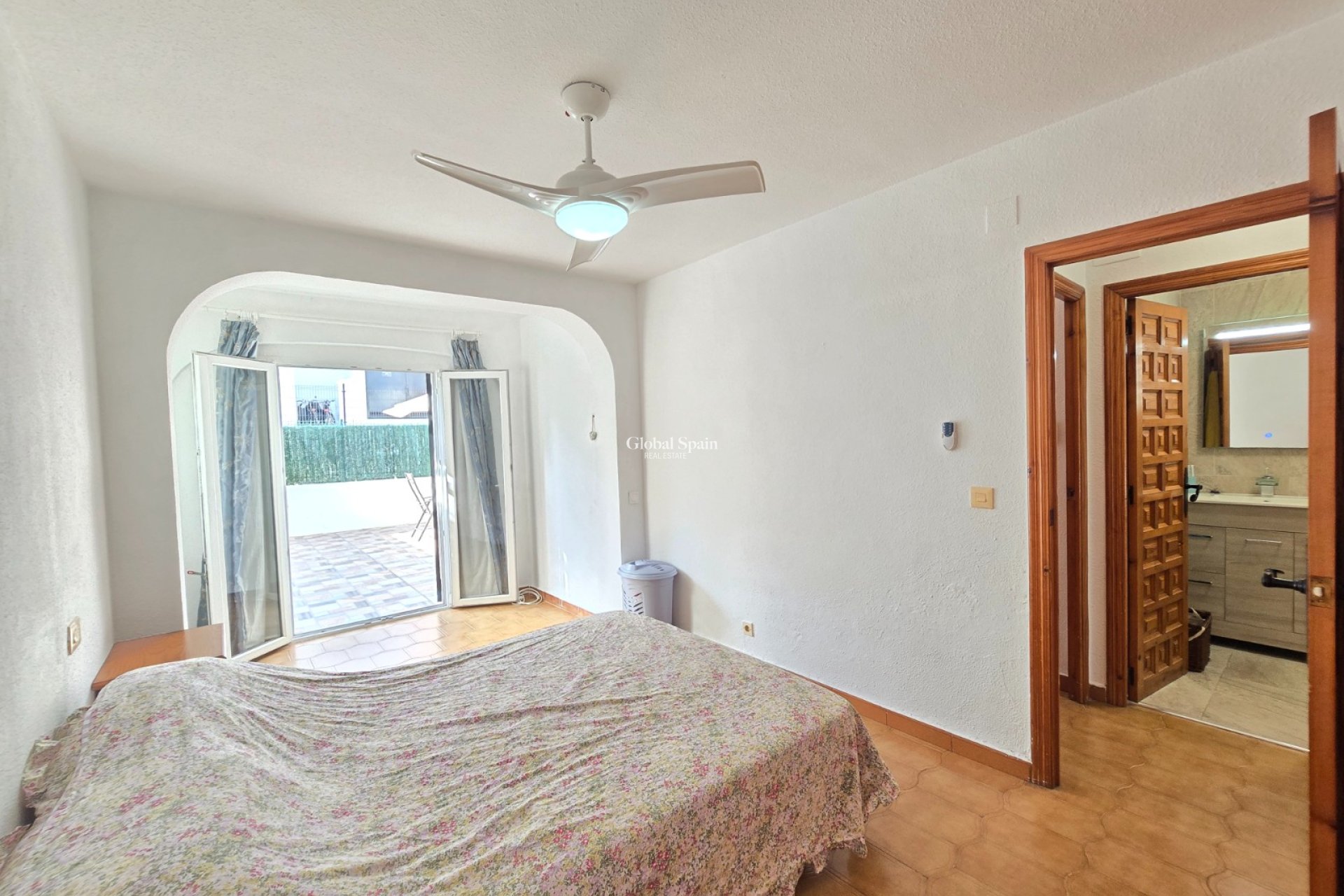 Resale - HOUSE -
Villamartin * - Los Dolses *