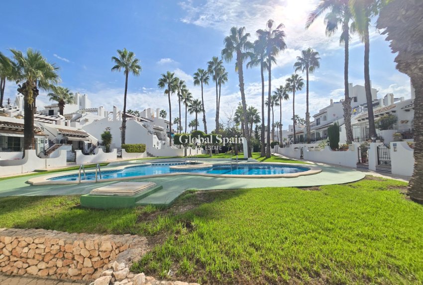 Resale - HOUSE -
Villamartin * - Los Dolses *