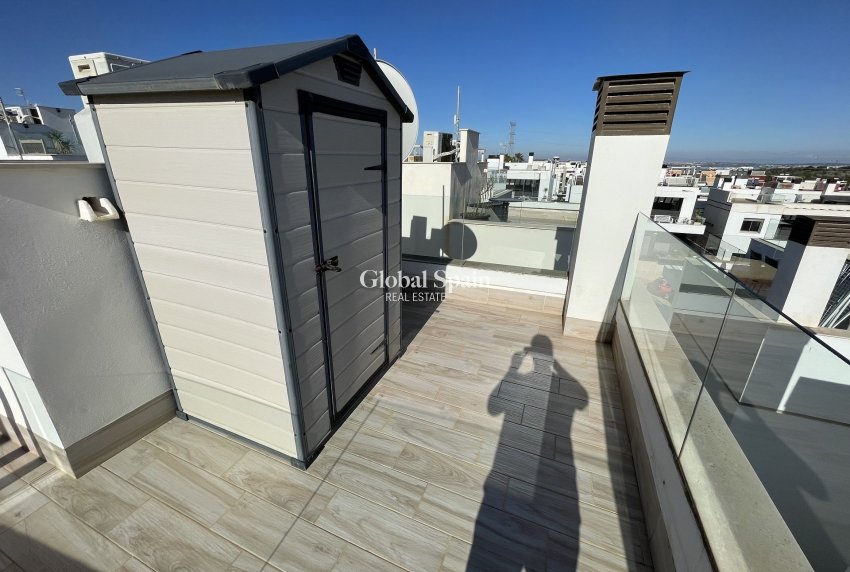 Resale - HOUSE -
VILLAMARTÍN