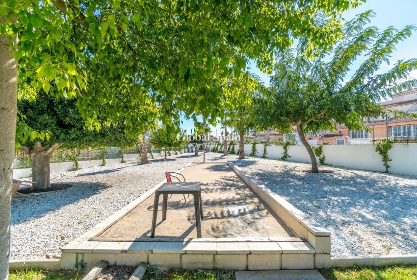 Resale - HOUSE -
VILLAMARTÍN