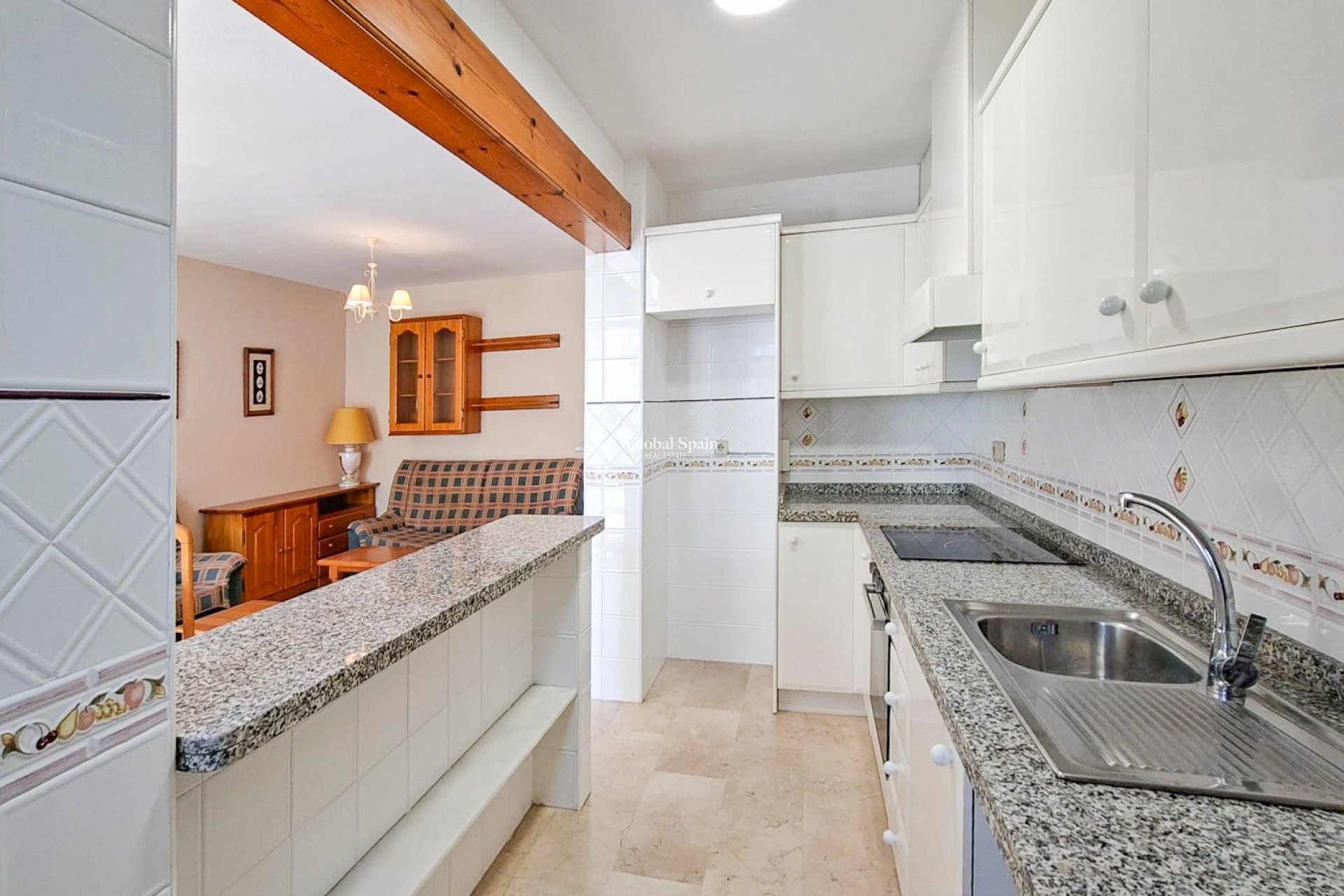 Resale - HOUSE -
VILLAMARTÍN