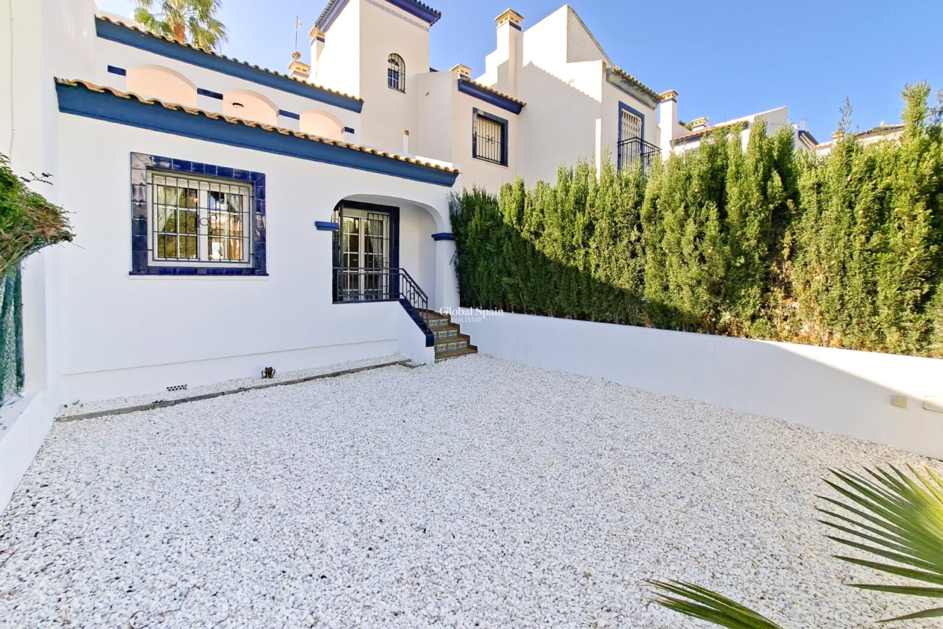 Resale - HOUSE -
VILLAMARTÍN