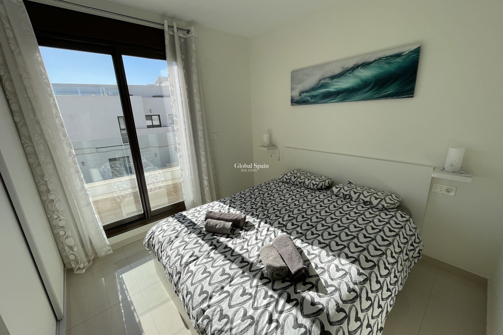 Resale - HOUSE -
VILLAMARTÍN
