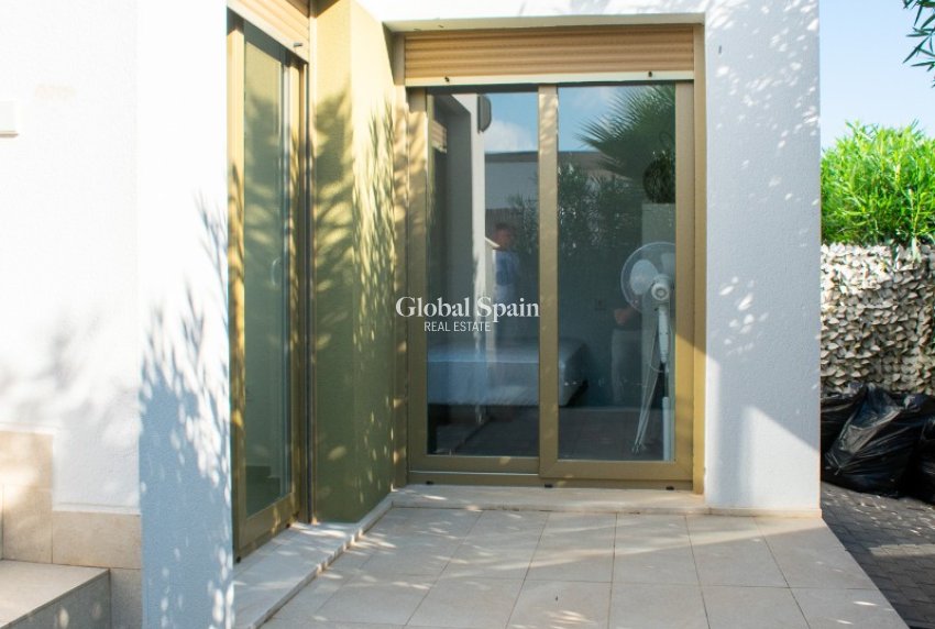 Resale - HOUSE -
VISTABELLA GOLF  - VISTABELLA GOLF