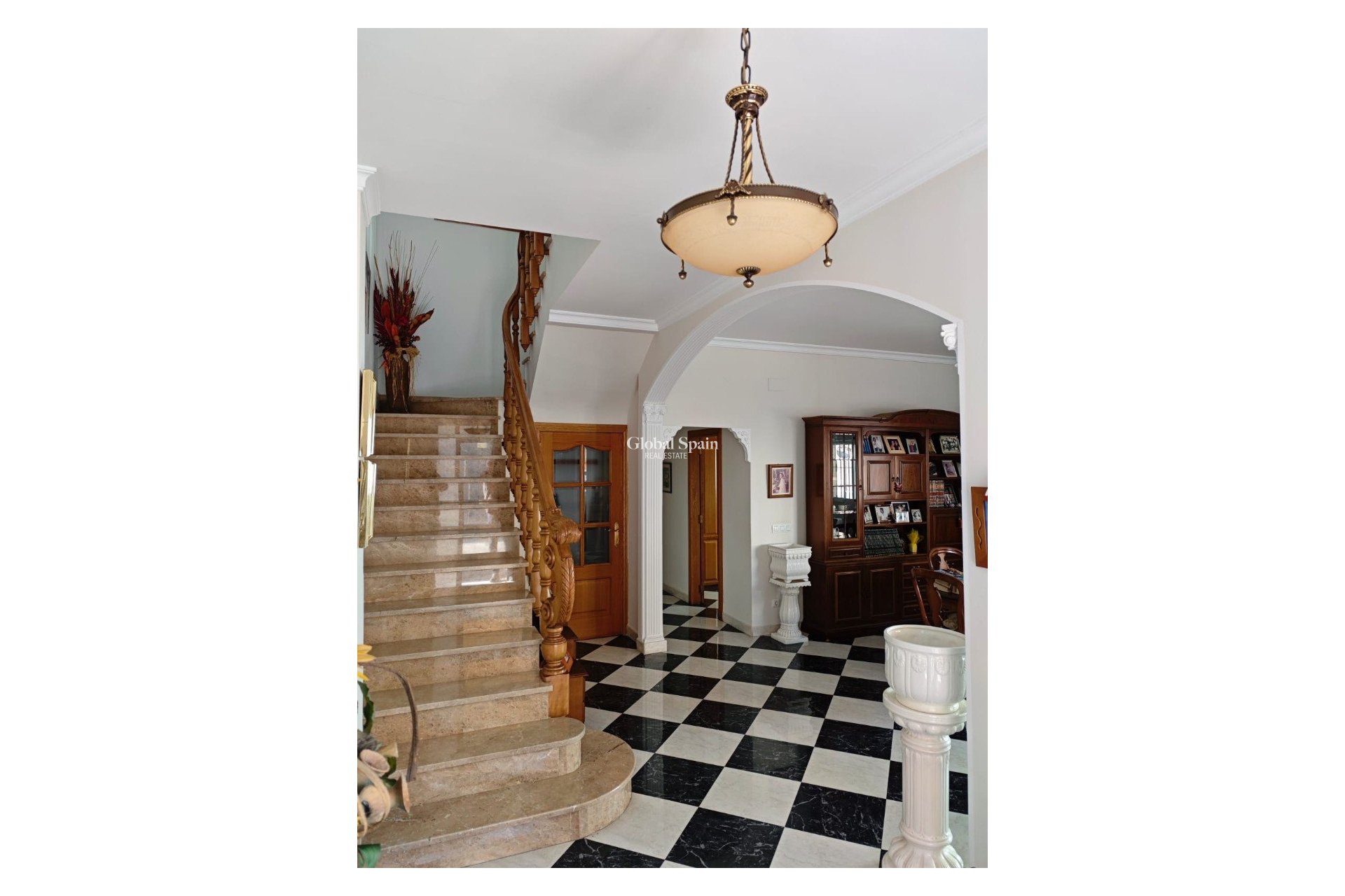 Resale - HOUSE -
XERESA - Pueblo