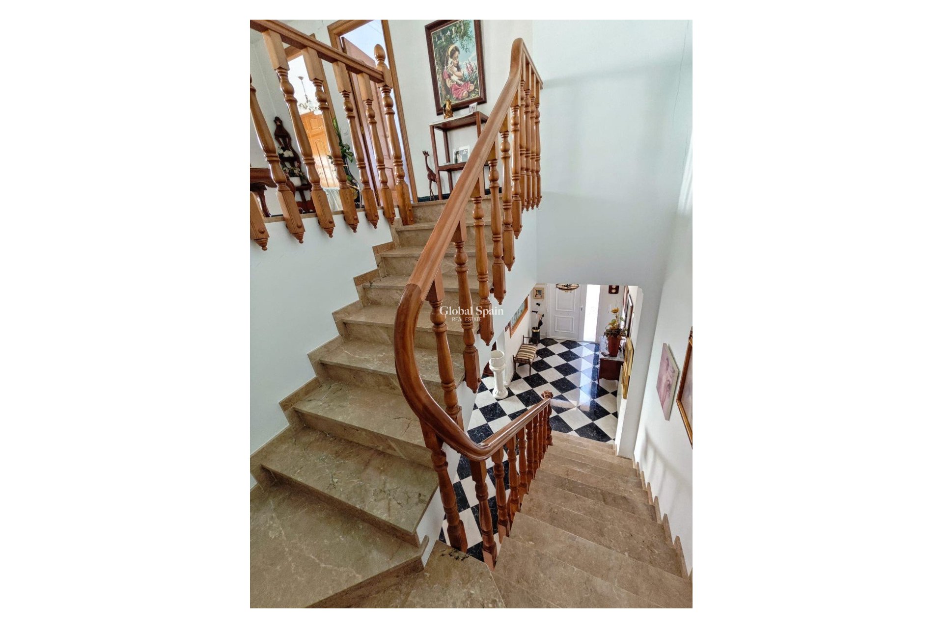 Resale - HOUSE -
XERESA - Pueblo