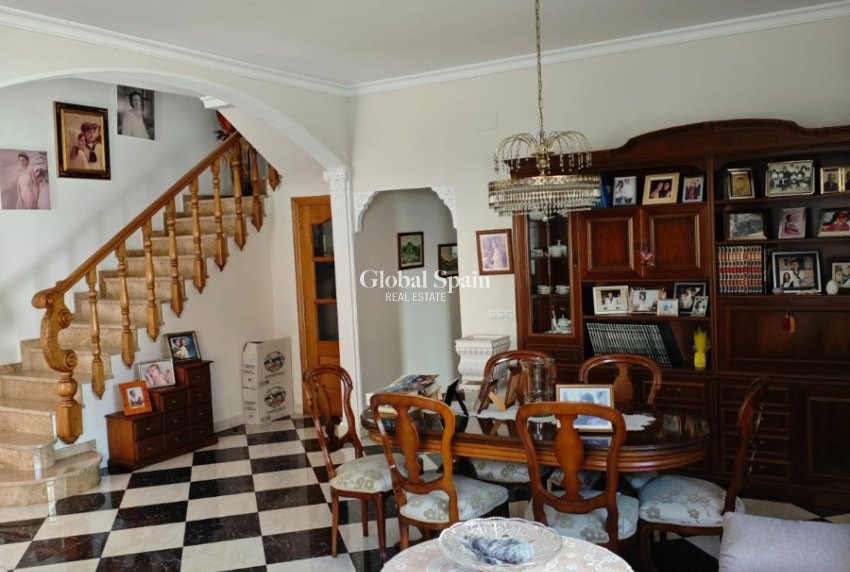 Resale - HOUSE -
XERESA - Pueblo