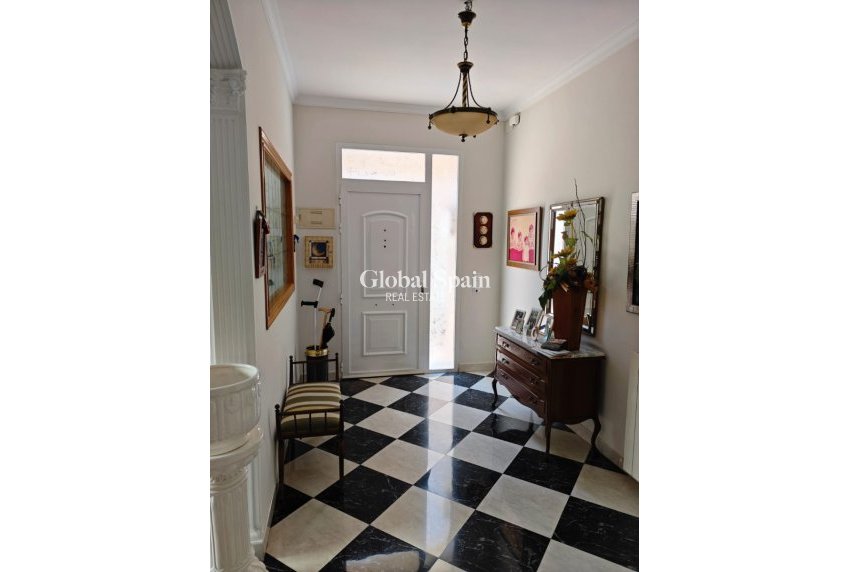 Resale - HOUSE -
XERESA - Pueblo