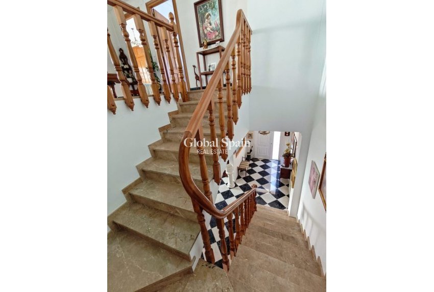 Resale - HOUSE -
XERESA - Pueblo