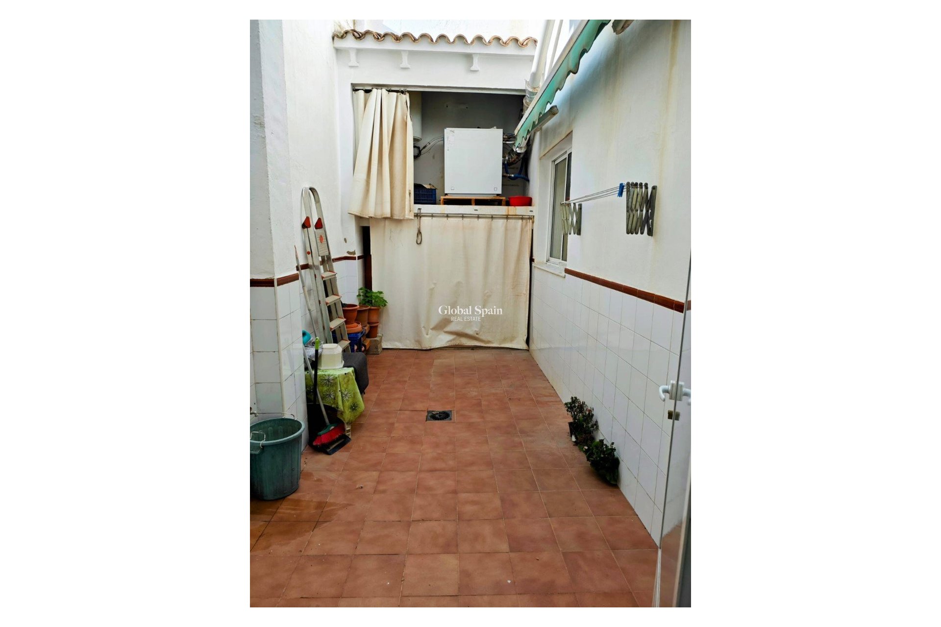 Resale - HOUSE -
XERESA - Pueblo