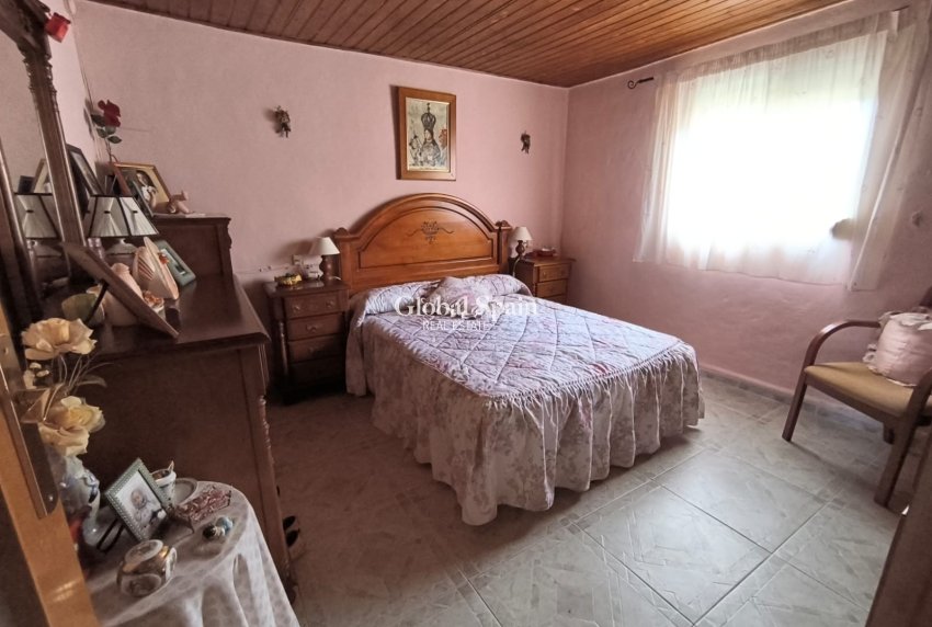 Resale - HOUSE -
YECLA - Inland