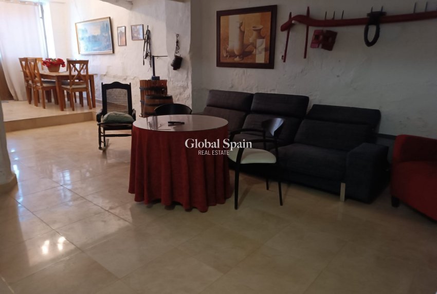 Resale - HOUSE -
YECLA - Inland