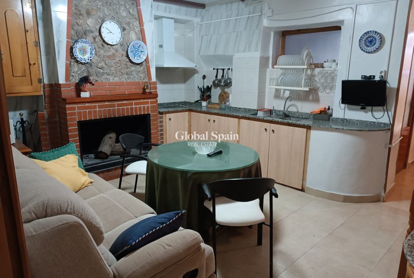 Resale - HOUSE -
YECLA - Inland