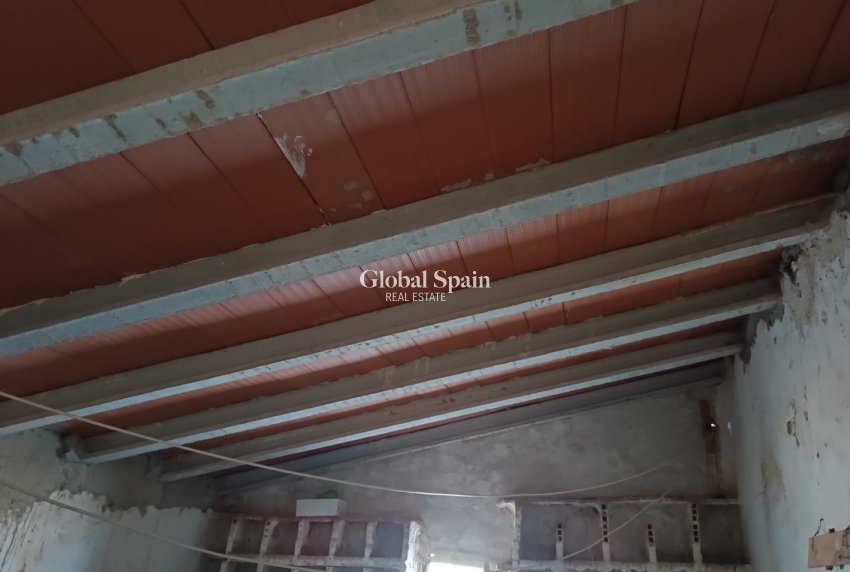 Resale - HOUSE -
YECLA - Inland