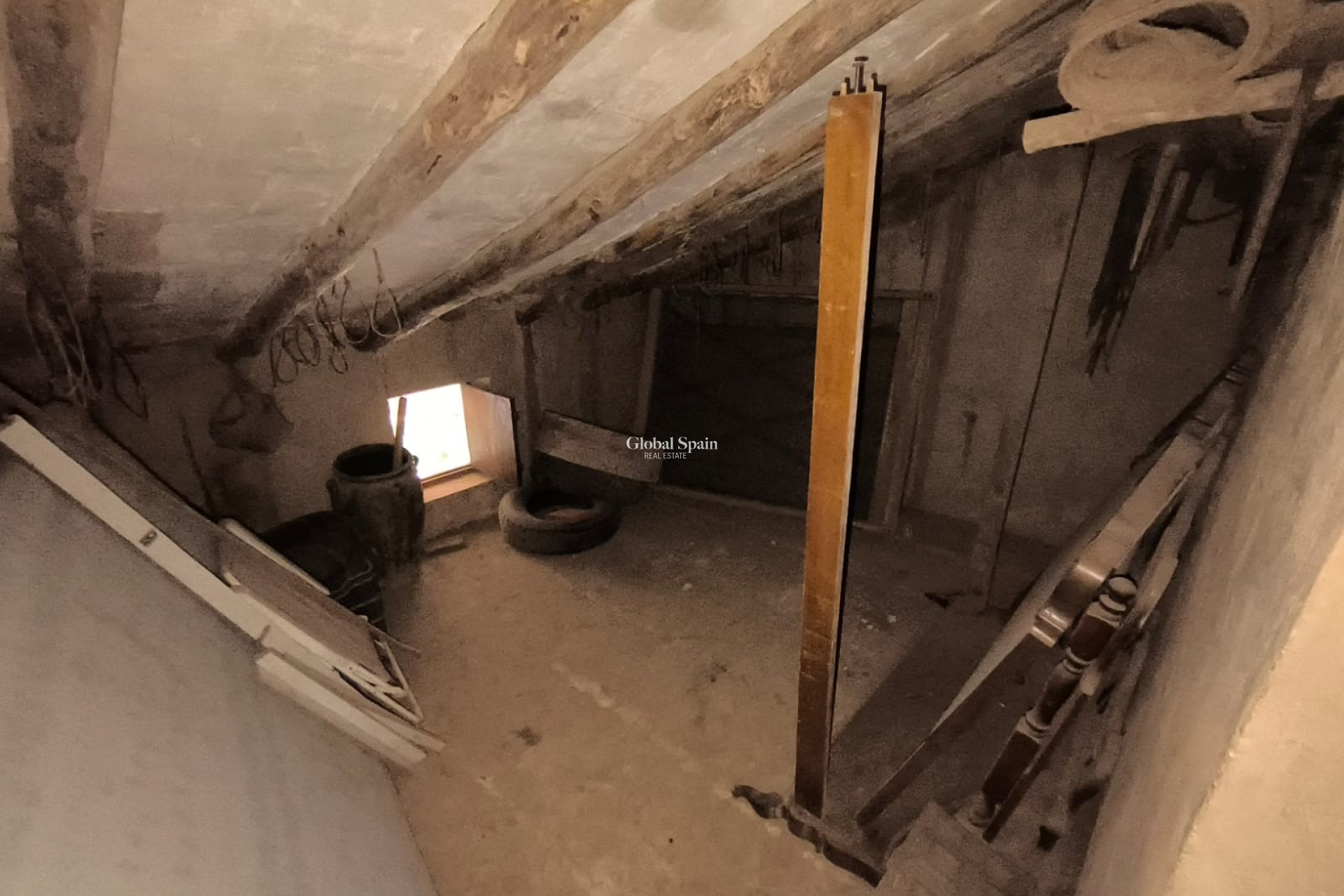 Resale - HOUSE -
YECLA - Inland