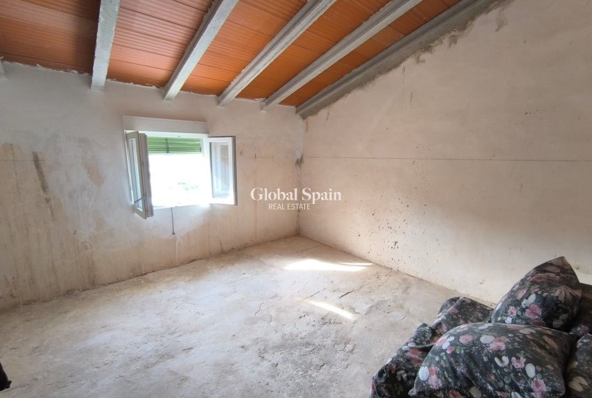 Resale - HOUSE -
YECLA - Inland