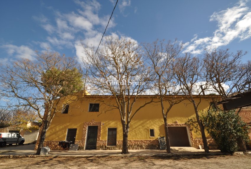 Resale - HOUSE -
YECLA - Inland