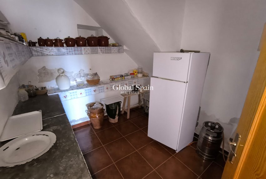 Resale - HOUSE -
YECLA - Inland