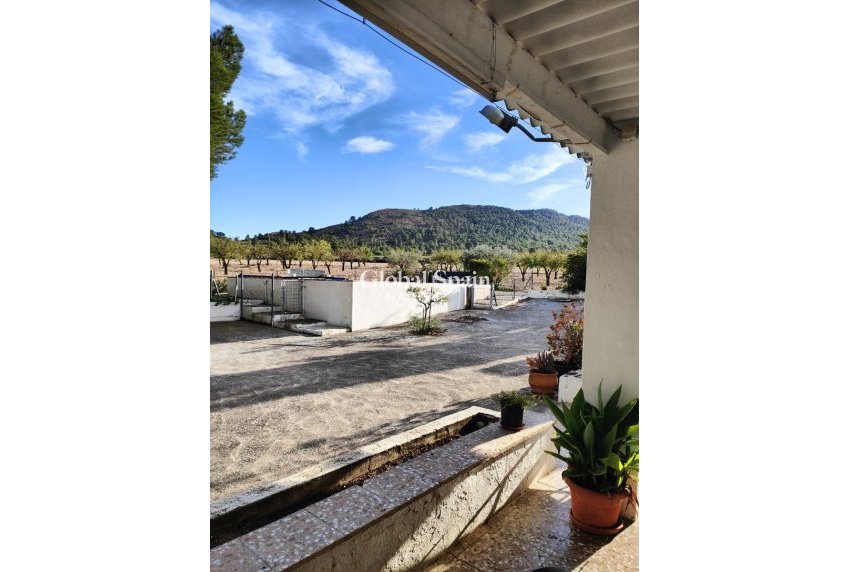 Resale - HOUSE -
YECLA - Inland