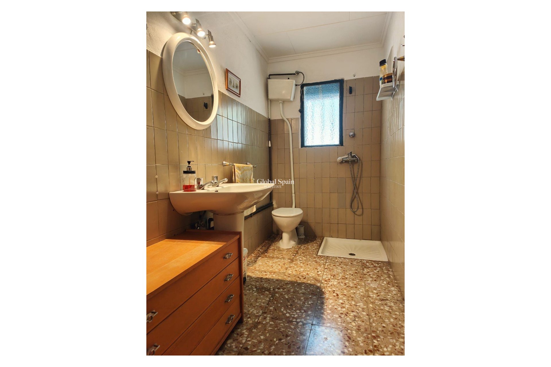 Resale - HOUSE -
YECLA - Inland