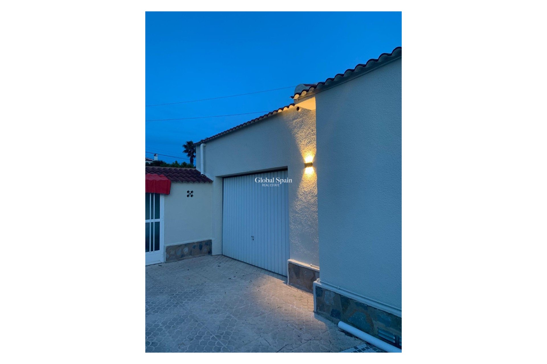 Resale - Independent villa -
CIUDAD QUESADA