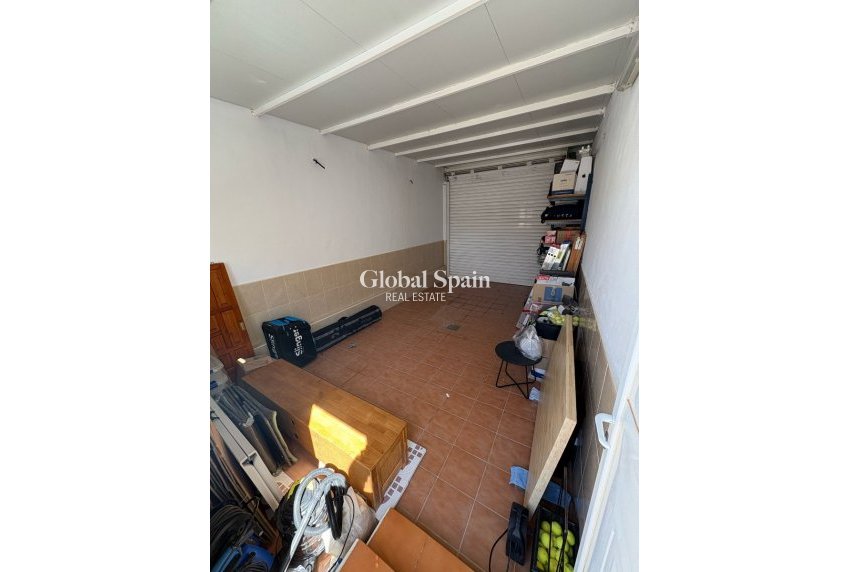 Resale - Independent villa -
CIUDAD QUESADA