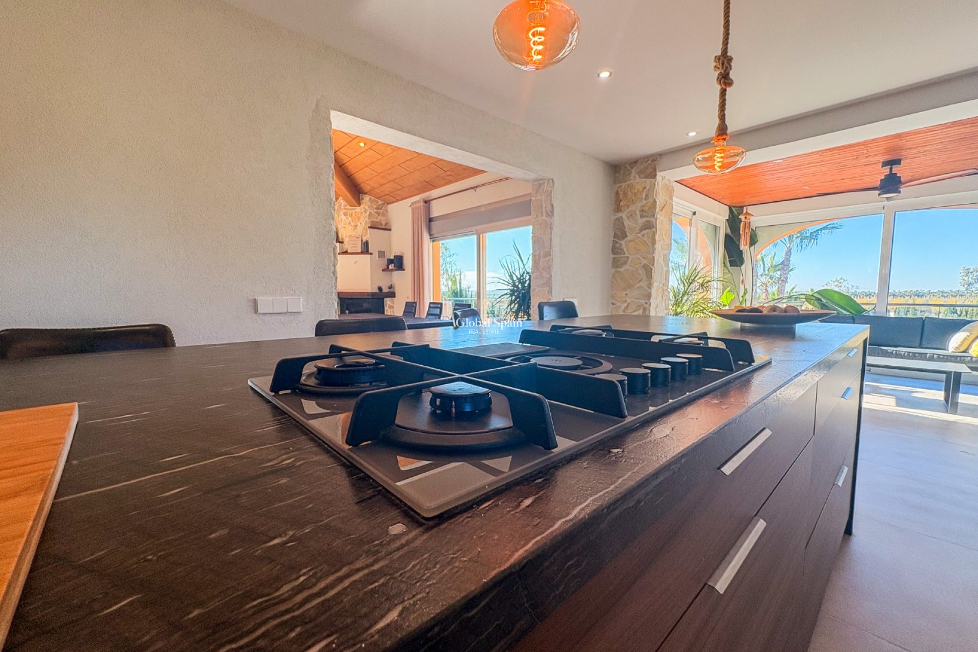 Resale - Independent villa -
ELCHE - Las Bayas