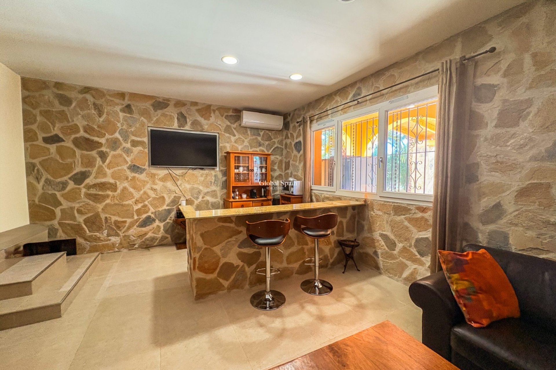 Resale - Independent villa -
ELCHE - Las Bayas