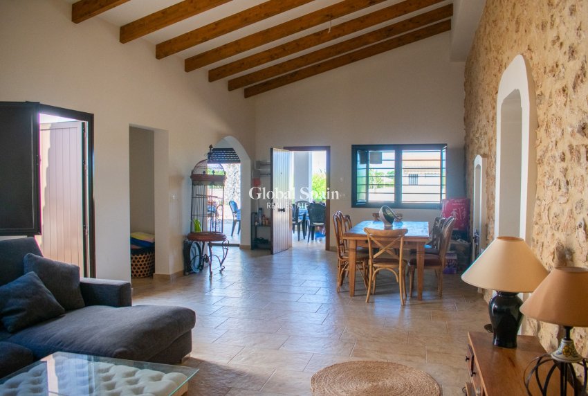 Resale - Independent villa -
GUARDAMAR DEL SEGURA - EL RASO