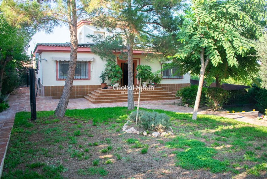 Resale - Independent villa -
MOLINA DEL SEGURA - Torre de Cotillas