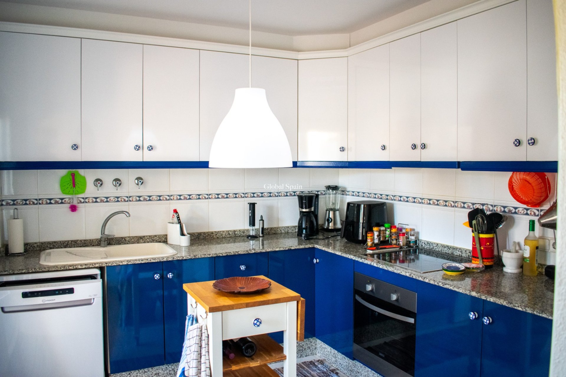 Resale - Independent villa -
ORIHUELA COSTA - La Zenia