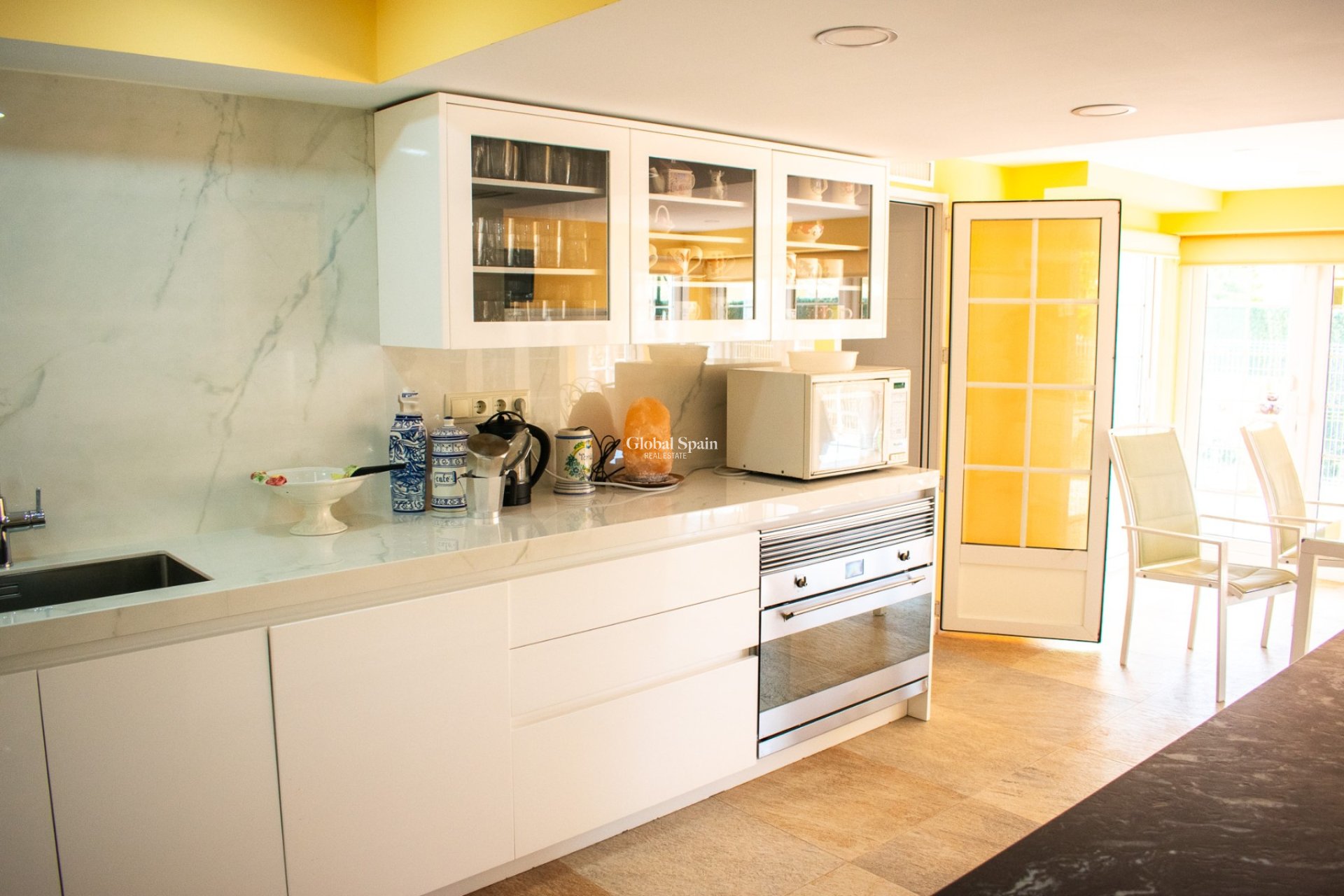 Resale - Independent villa -
ORIHUELA COSTA - MUY CERCA DE LA PLAYA