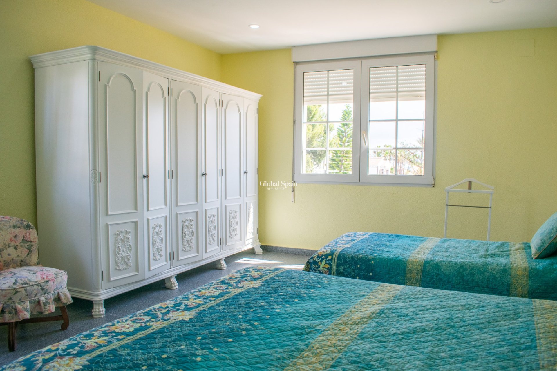 Resale - Independent villa -
ORIHUELA COSTA - MUY CERCA DE LA PLAYA