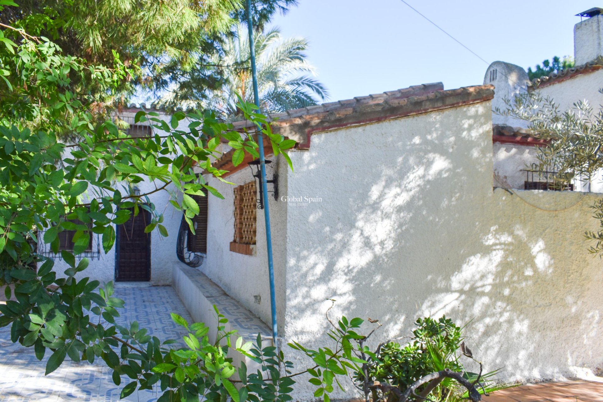 Resale - Independent villa -
ORIHUELA COSTA - Punta Prima