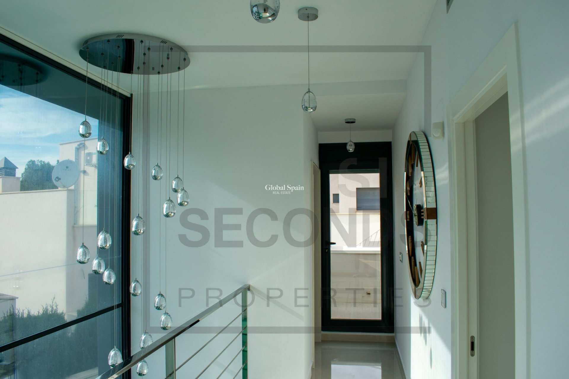 Resale - Independent villa -
SAN MIGUEL DE SALINAS - Urbanizaciones