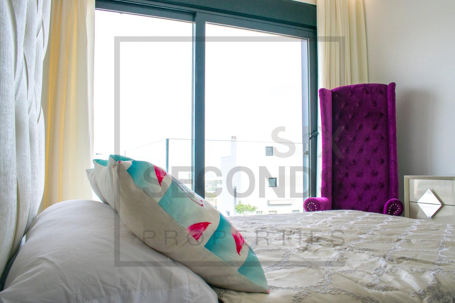 Resale - Independent villa -
SAN MIGUEL DE SALINAS - Urbanizaciones