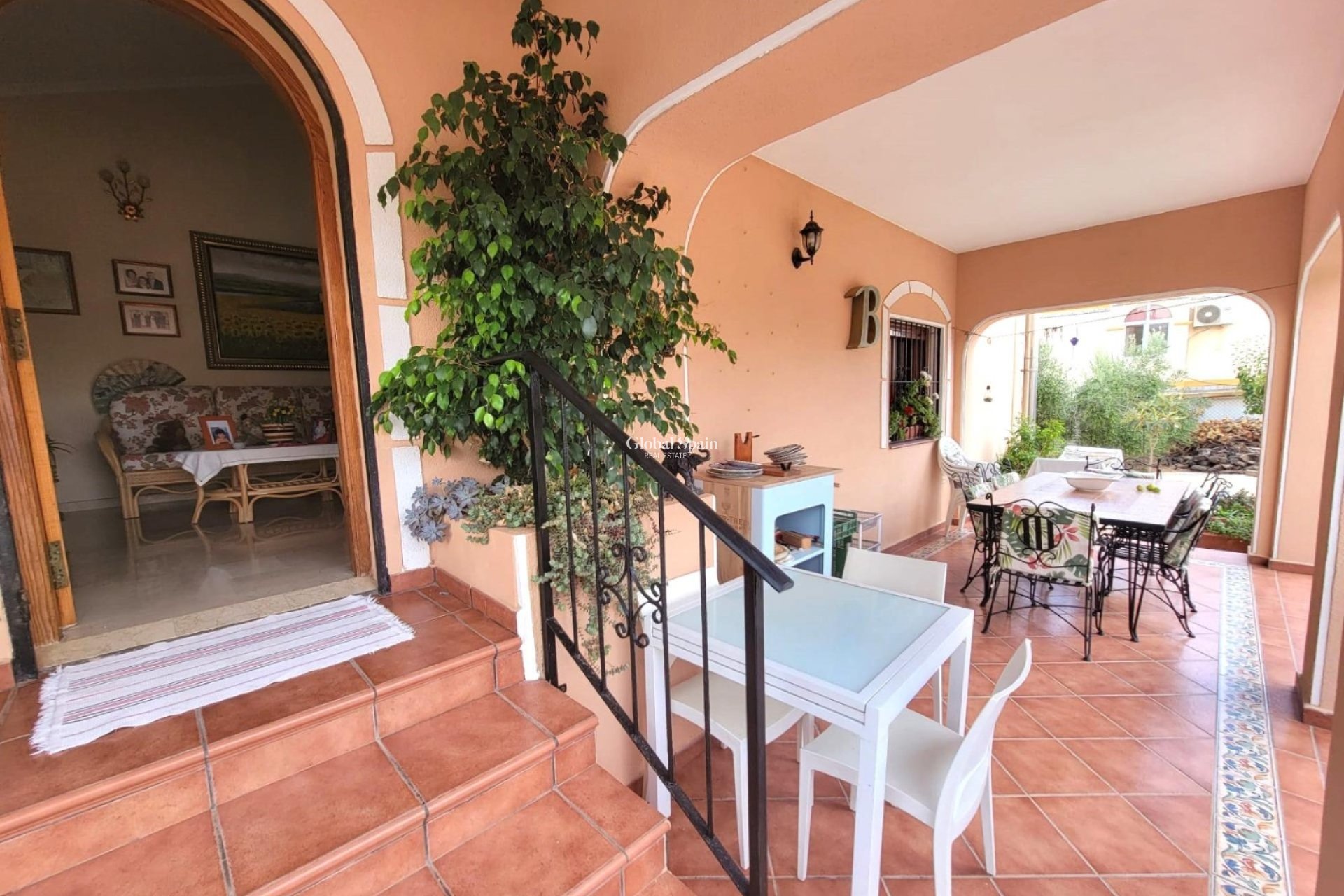 Resale - Independent villa -
TORREVIEJA - Aguas Nuevas